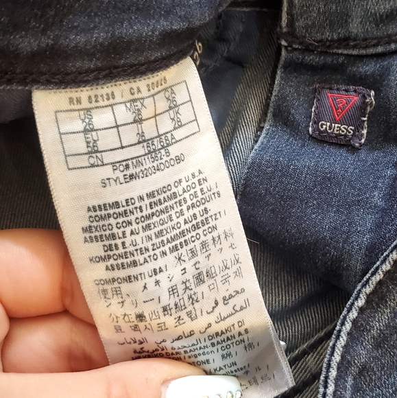 Guess.Jeans🔻 - Picture 7 of 7